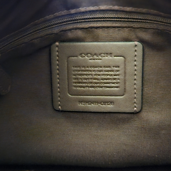 Coach Crossbody Bag - Picture 5 of 9